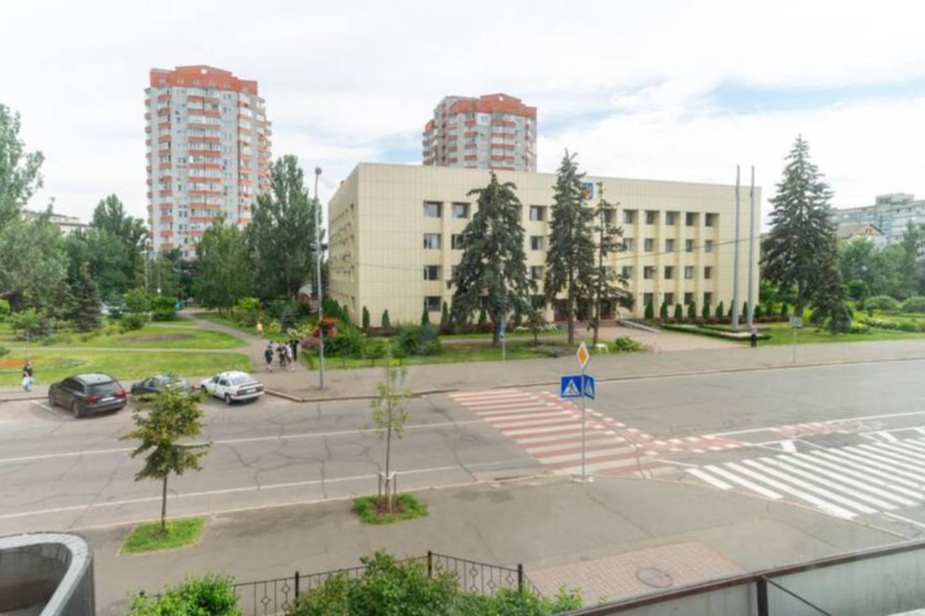 Затишна 2К Квартира З Усім Необхідним Для Життя Поряд З Метро Дарниця Kiew Exterior foto